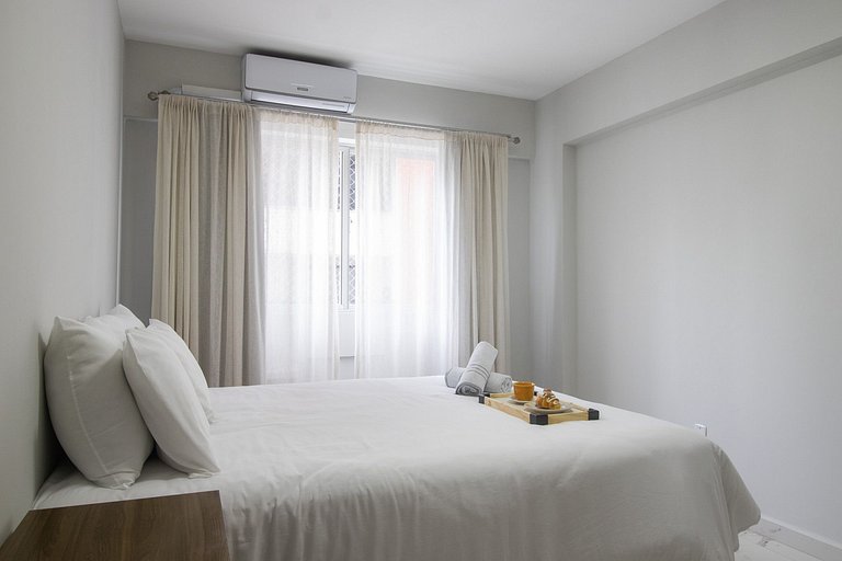 VNZ81B - 3 Dorm, Quadra Mar, Garagem, TV Smart