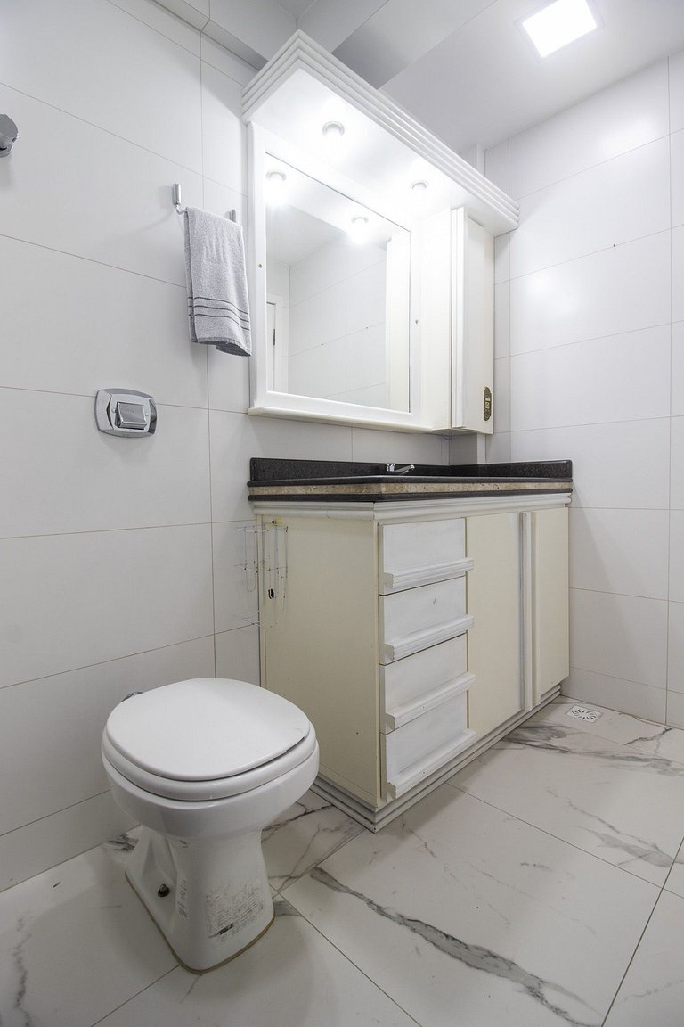 VNZ81B - 3 Dorm, Quadra Mar, Garagem, TV Smart