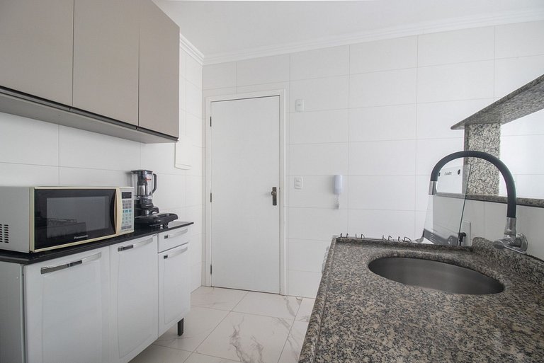 VNZ81B - 3 Dorm, Quadra Mar, Garagem, TV Smart