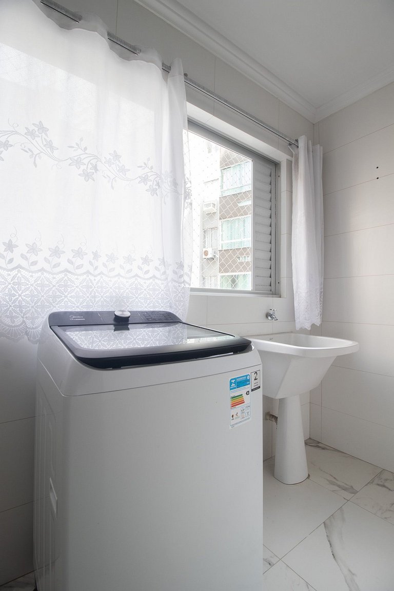 VNZ81B - 3 Dorm, Quadra Mar, Garagem, TV Smart